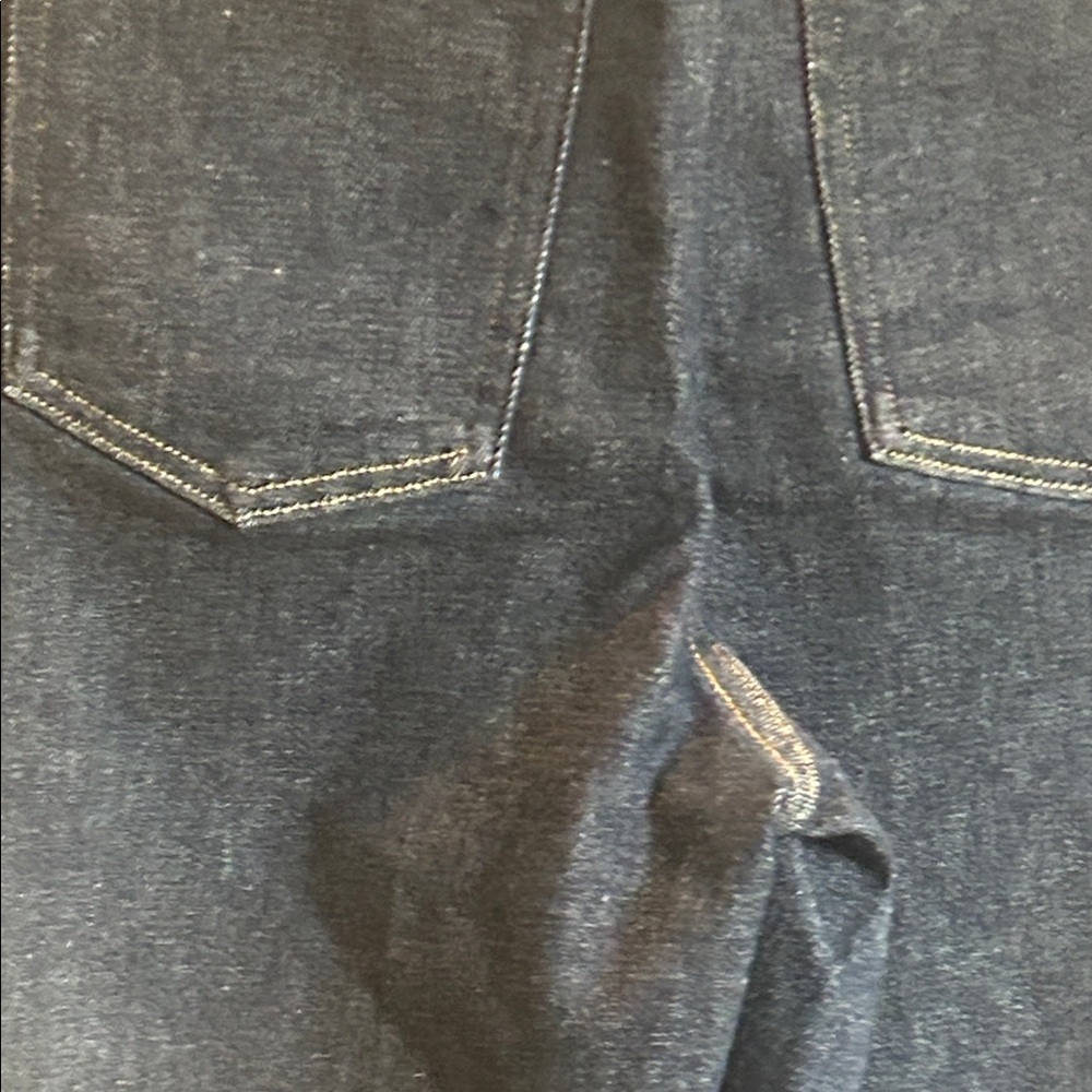 SPANXshape EverWear  Blue Women's Flair Leg Jeans Gorgeous Size -Medium - Picture 15 of 15